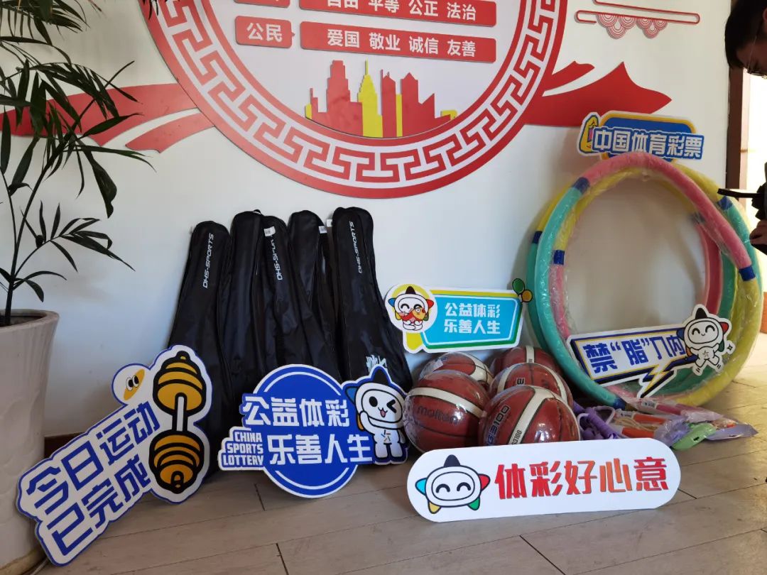 来自各个地